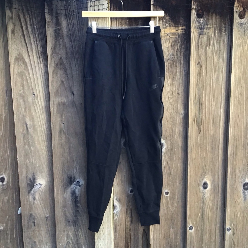 Nike Sportswear Tech Fleece Women's XS Black Jogger Pants 26x27 Zipper Pockets